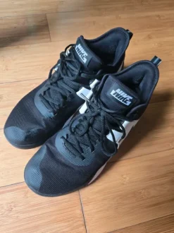 Nike Sneaker Schwarz Weiß Größe 44/45