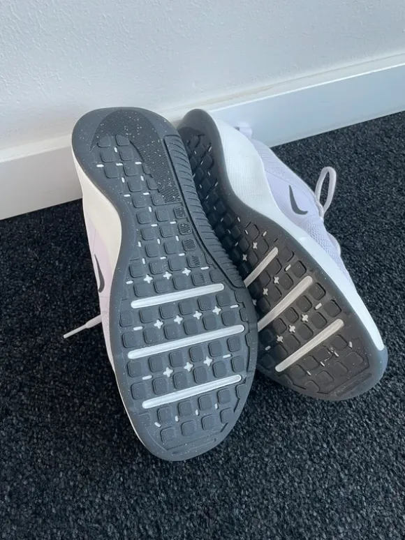 Nike sneaker wit maat 40,5