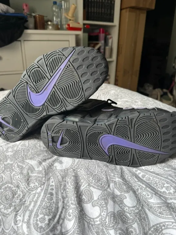 Nike Uptempo Gr. 40.5