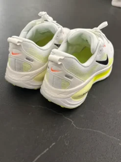 Nike Vomero 18 hardloopschoenen maat 42,5 in goede staat