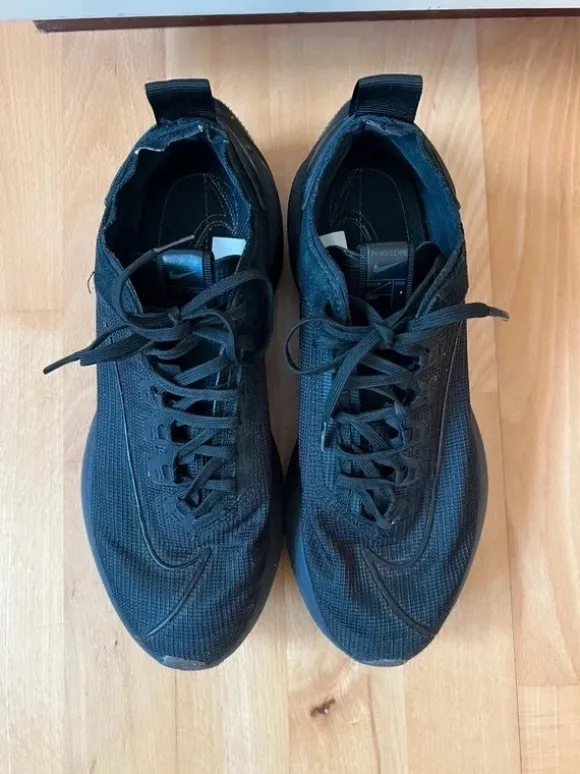 Nike Zoom Double Stacked Women's Size 39 – Black – Super Comfortable Platform Sneakers