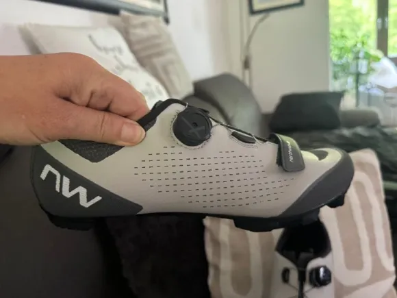 Northwave Fahrradschuhe Razer 2 Gr.43,5 neu