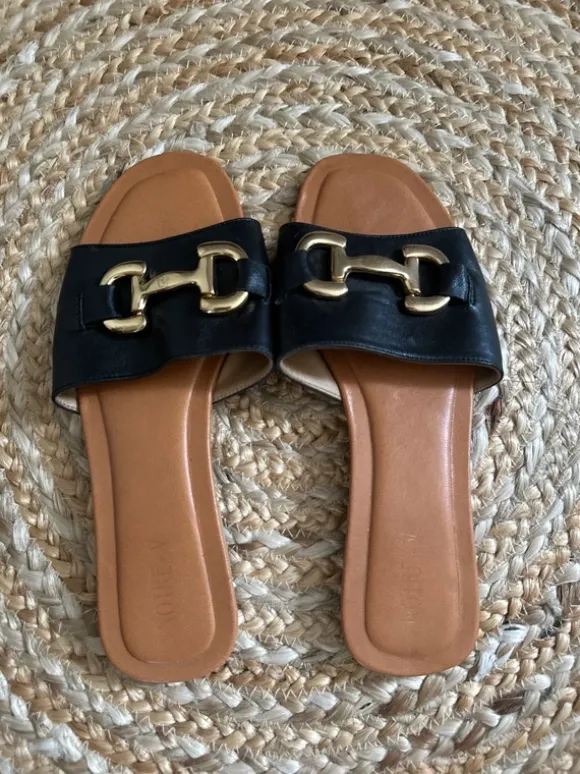 Notre-V slippers zwart mt 40