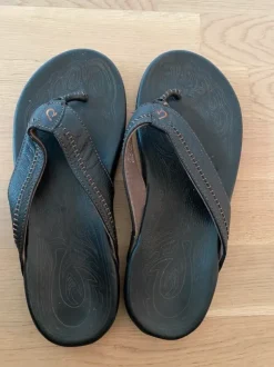 OluKai Flip Flops, Zehentrenner, Sandalen
