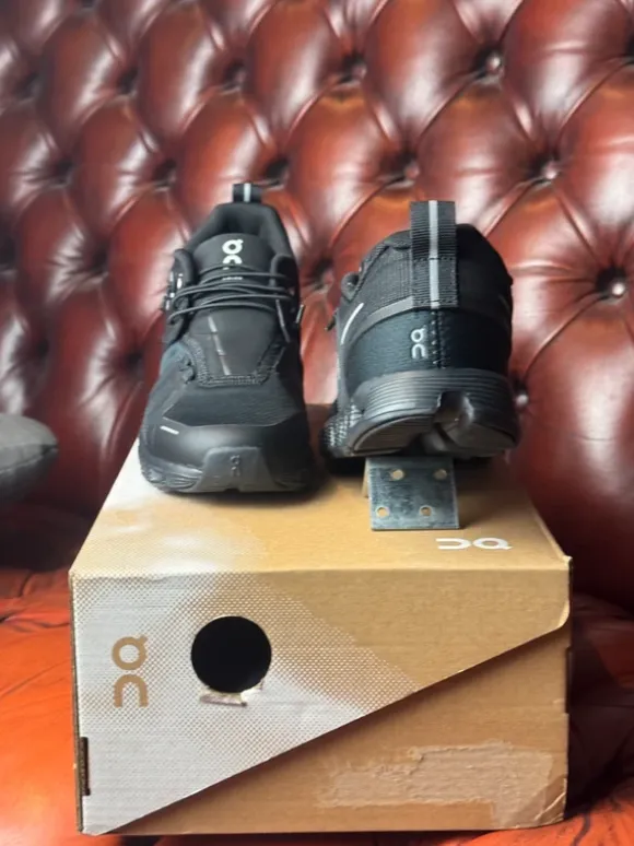 On Cloud 6 Lauf-/Lifestyle-Schuhe in Schwarz Größe 37