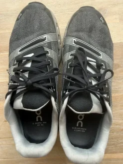 On cloud schuhe
