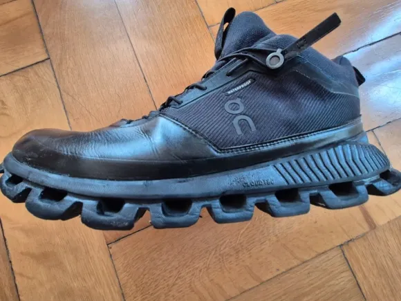 On Cloud Sneakers, waterproof 44