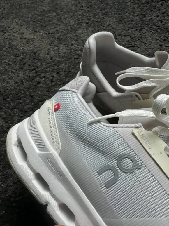 On Running Cloudrift. Laufschuhe Damen. 38.