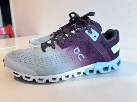 On Running Schuhe – Damen – Gr. 39 – sehr guter Zustand