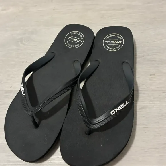 O’Neill Flip-Flops