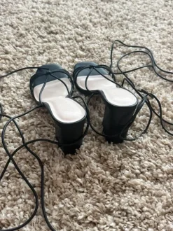 ONLY Sandalen zum schnüren