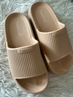 Pammys Beige