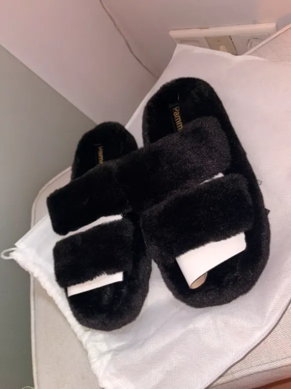 Pammys Hearth Schwarz