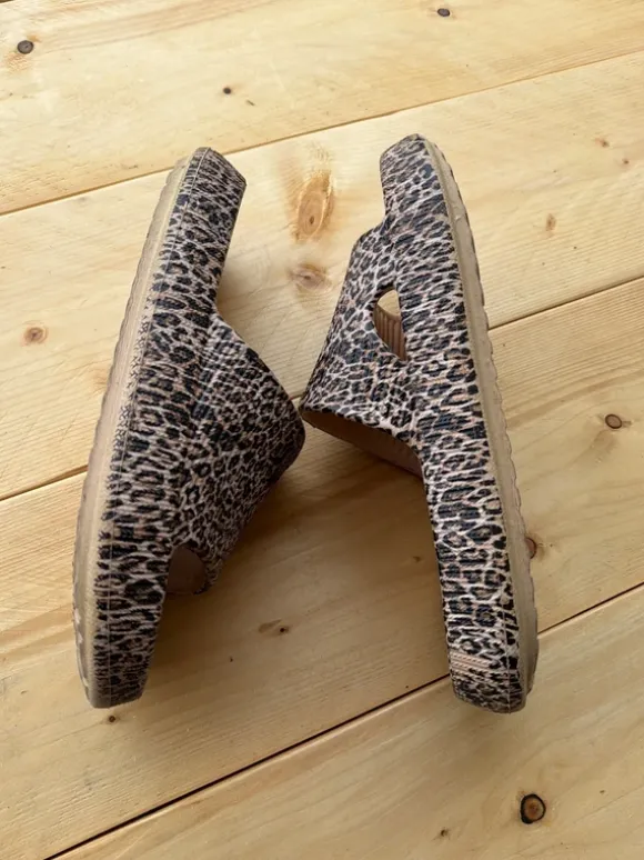 Pammys leo beige sand sandaletten wolken 44/45 ähnlich 43