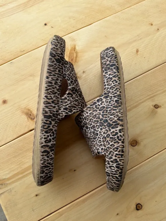 Pammys leo beige sand sandaletten wolken 44/45 ähnlich 43