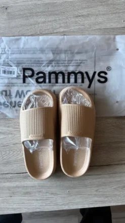 Pammys Slides Beige Damen/Herren Unisex Neu Original Komfort Badeschlappen Sandalen