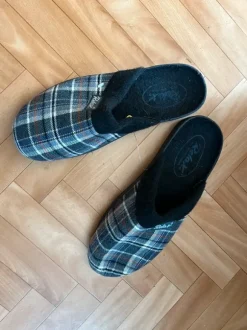 Pantoffel Hausschuhe