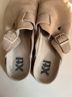 Pantolette flach Leder taupe
