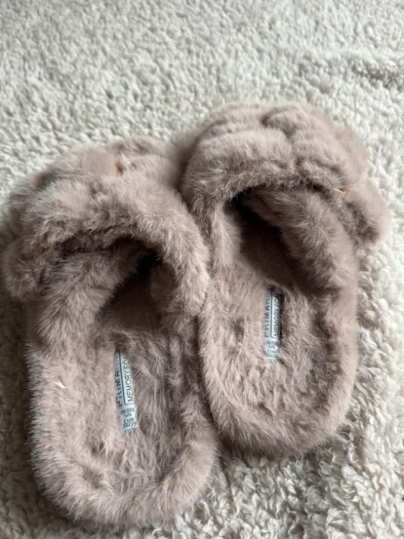 Pantoletten Pantoffeln Hausschuhe beige Teddy Fell