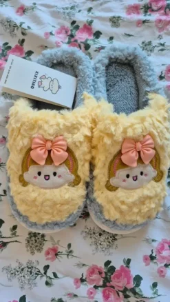Pantoufle fille mignon taille 36 37 38 39 40