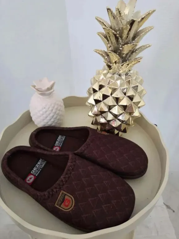 Pantoufle homme marron petit 42- Gezer🐬