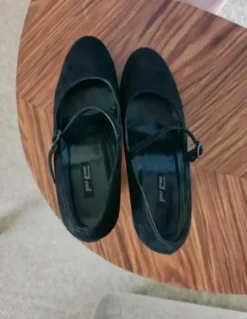 Paul Green Pumps, Größe 39,schwarz, mit Riemchen,Velours