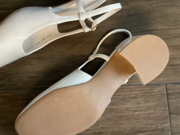 Peeptoe Graceland gr. 40 weiß creme neu