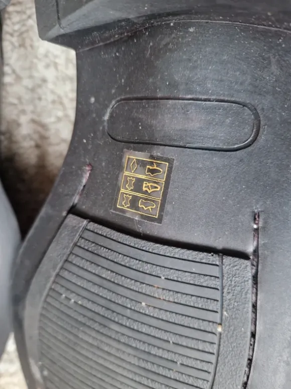Pertini Herrenschuhe Größe 42 schwarz Leder