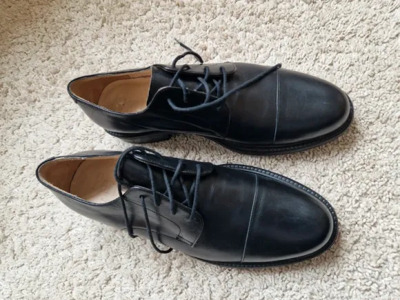 Pertini Herrenschuhe Größe 42 schwarz Leder