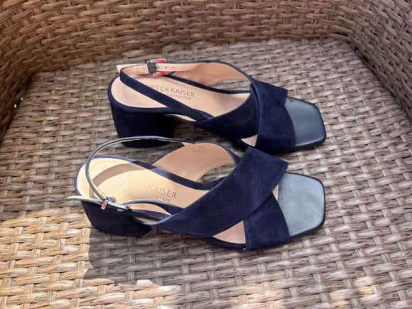 Peter Kaiser Sandalen blau Größe 38,5 neuwertig
