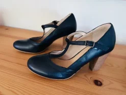 Pier One High Heels marine blau Größe 38