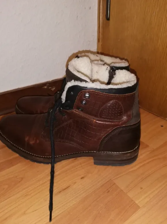 Pier One Lederstiefel