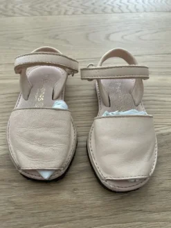 Pisamonas Barfuß-Sandalen 25