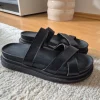 Plateau Sandale schwarz