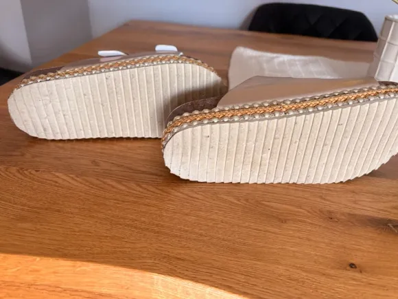 Plateau Sandalen sehr weiches Fußbett