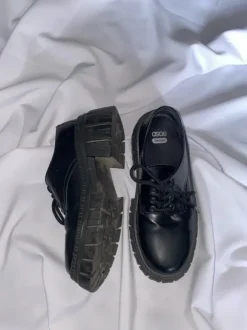 Plateau schnür loafer