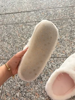 Plüsch Schuhe