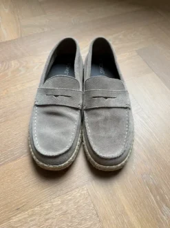 Prachtige TOMS beige heren schoenen - maat 43