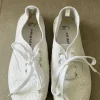 Primark Sneaker Weiss Lochstickerei Gr 37