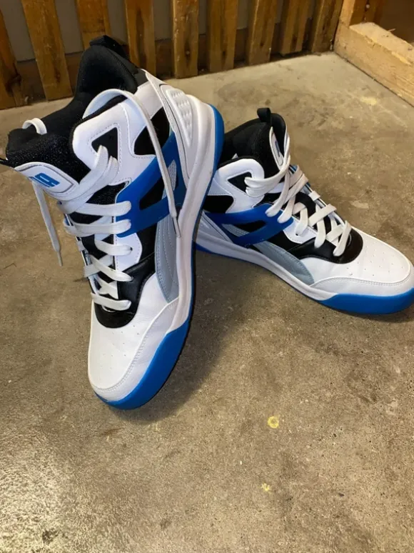 Puma Backcourt Mid Sneaker