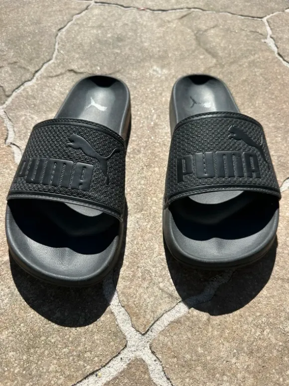 Puma badslippers maat 40,5