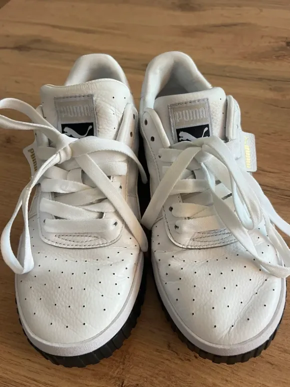 PUMA Cali Sneaker