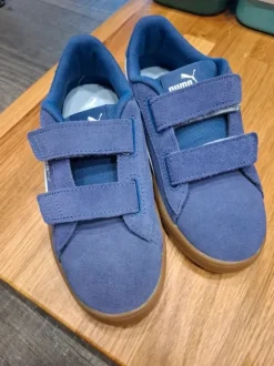 Puma Mädchen Sneaker neu und ungetragen Gr. 33