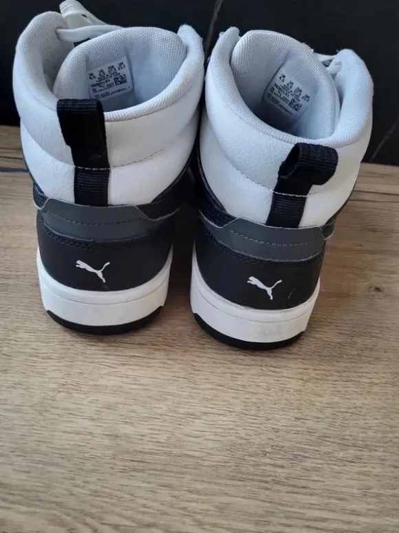 Puma Rebound Joy High Top Sneaker Schwarz/Weiß 37.5 | Basketball Style