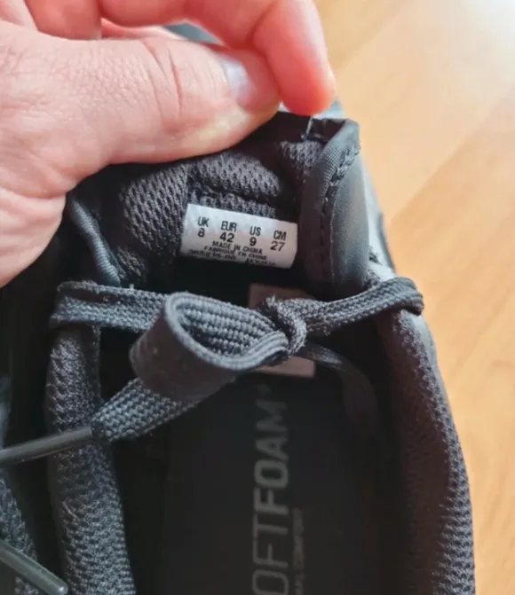 Puma Schuhe neu ohne E-Ticket 2 mal ausprobiert passen nicht