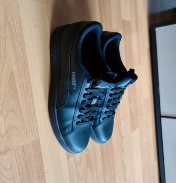 Puma Schuhe neu ohne E-Ticket 2 mal ausprobiert passen nicht