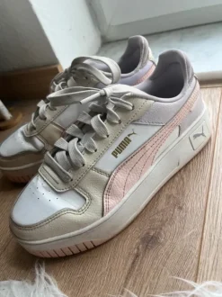 Puma Sneaker