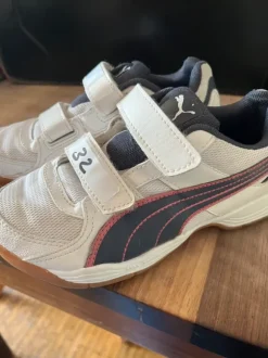 Puma sneaker mit Gummi Sohle