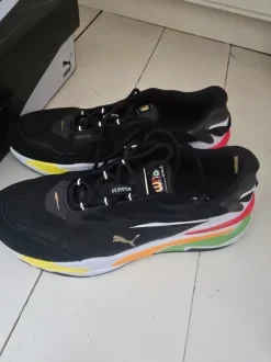 Puma sneakers maat 41.