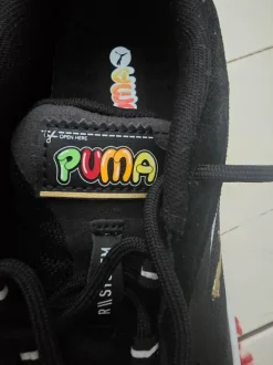 Puma sneakers maat 41.